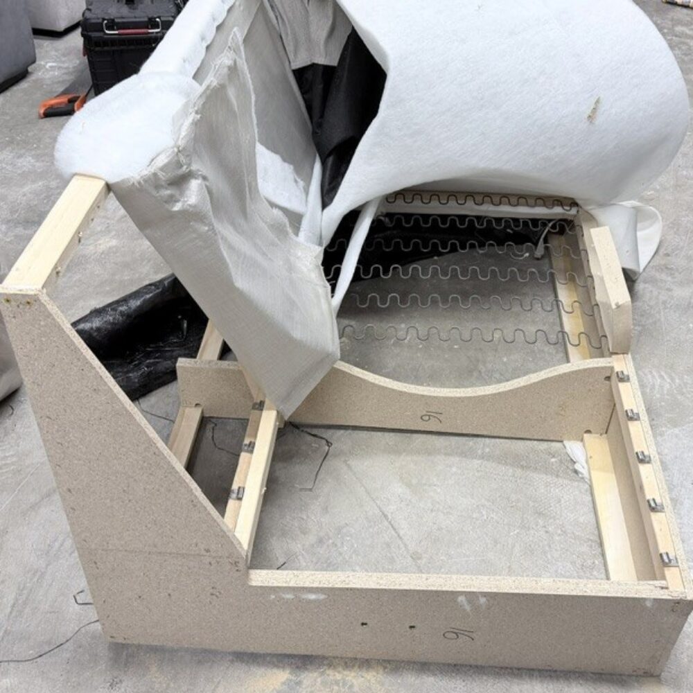 Specialist Furniture Dismantling & Reassembly Service Specialist Furniture Dismantling & Reassembly Service